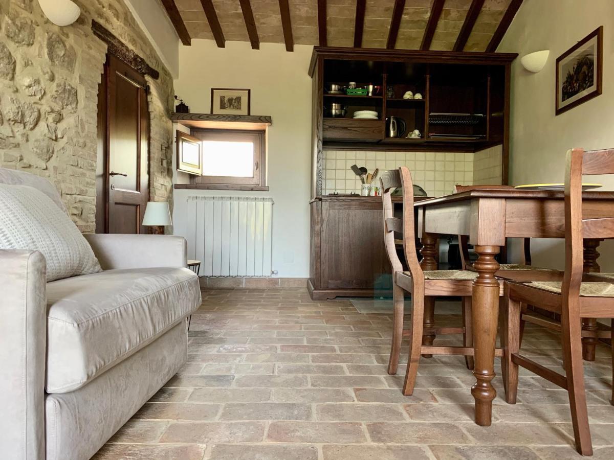 Agriturismo La Palazzetta Di Assise Extérieur photo