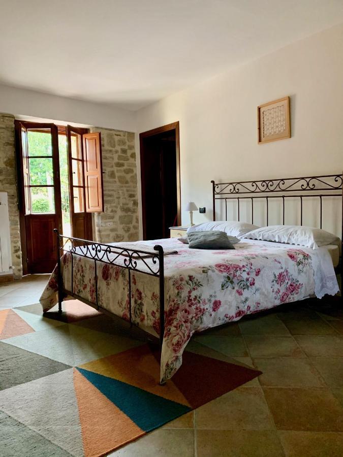 Agriturismo La Palazzetta Di Assise Extérieur photo