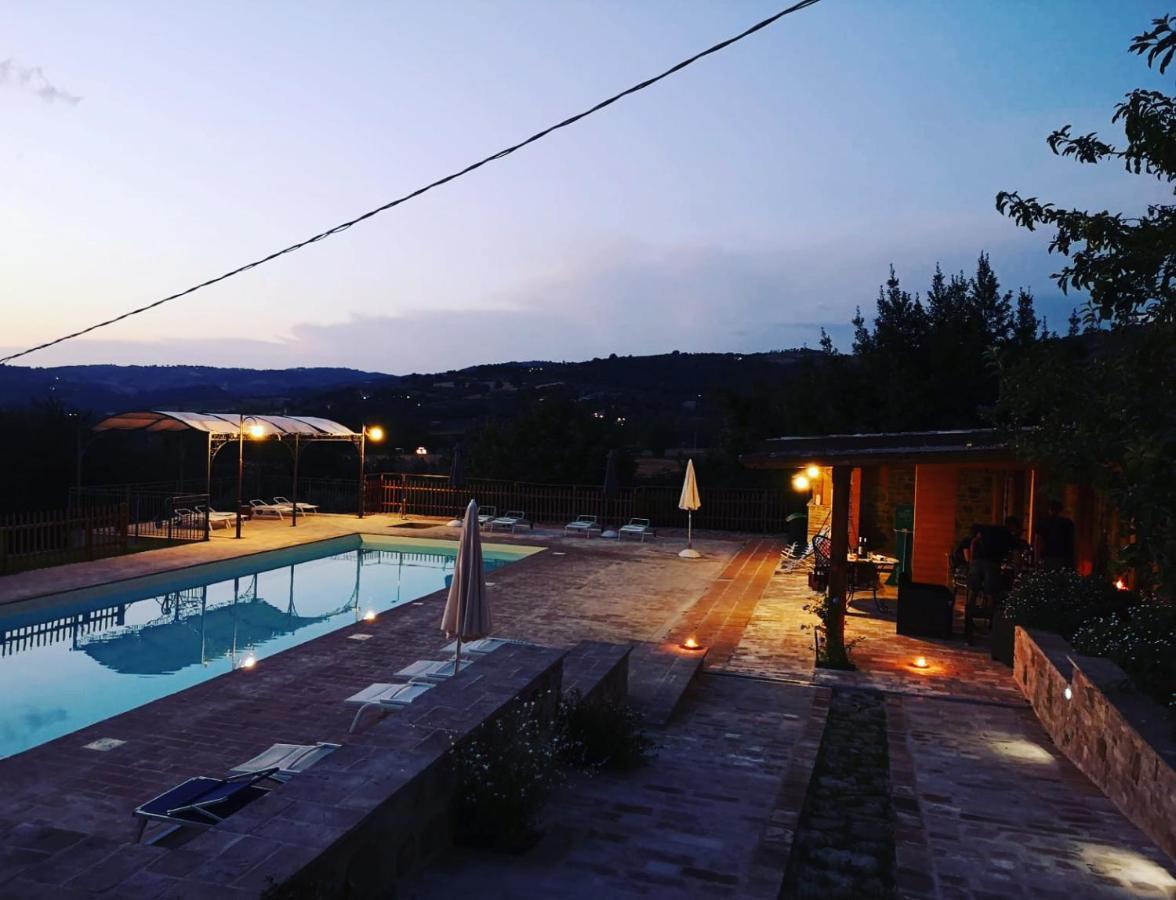 Agriturismo La Palazzetta Di Assise Extérieur photo